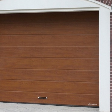 Ворота секционные DoorHan для гаража 2400x2600